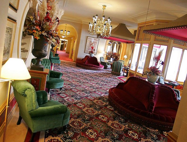 Le Grand Hotel - Domaine De Divonne Exterior photo
